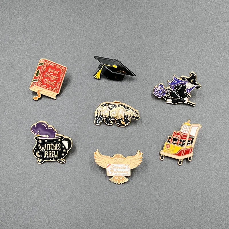 New movie merchandise brooch,  - Anime Kingdom Merchandise recension och pris